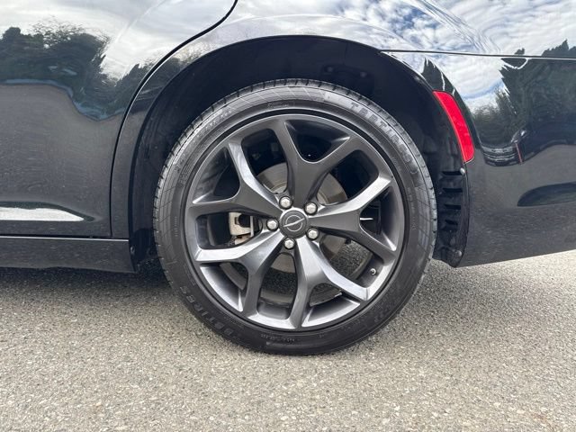 Used 2023 Chrysler 300 S RWD image 15
