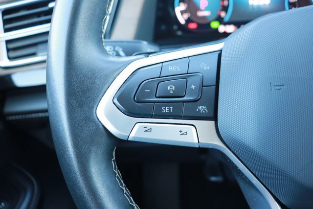 Used 2024 Volkswagen Atlas SE image 21