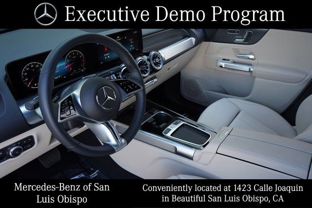 Used 2025 Mercedes-Benz GLB 250 GLB 250 image 2