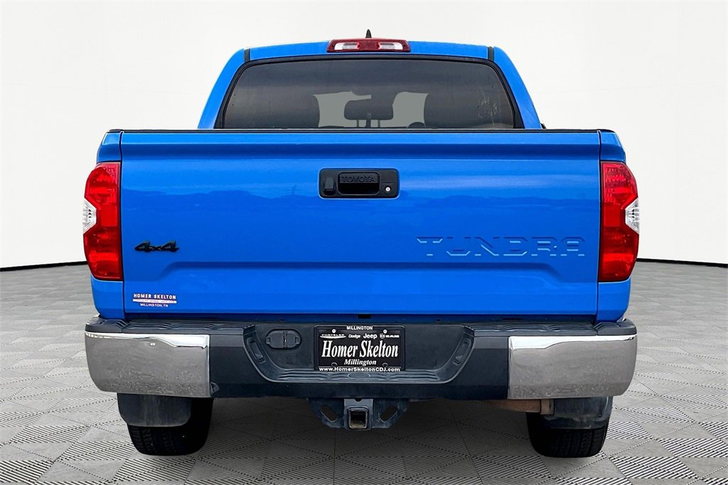 Used 2021 Toyota Tundra SR5 w/ SR5 Leather Package image 4