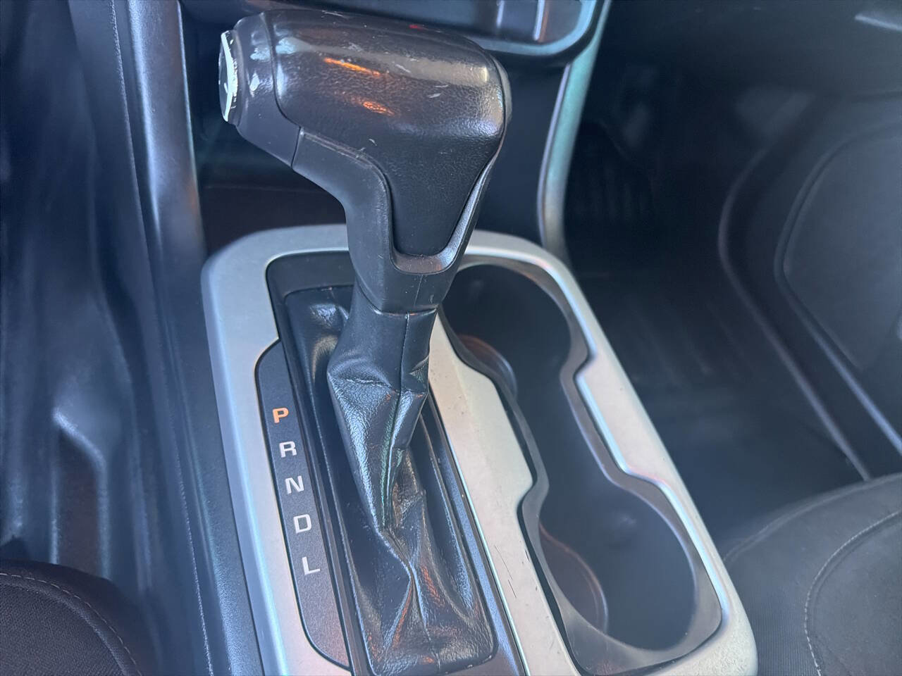 Used 2020 Chevrolet Colorado LT w/ Safety Package image 23