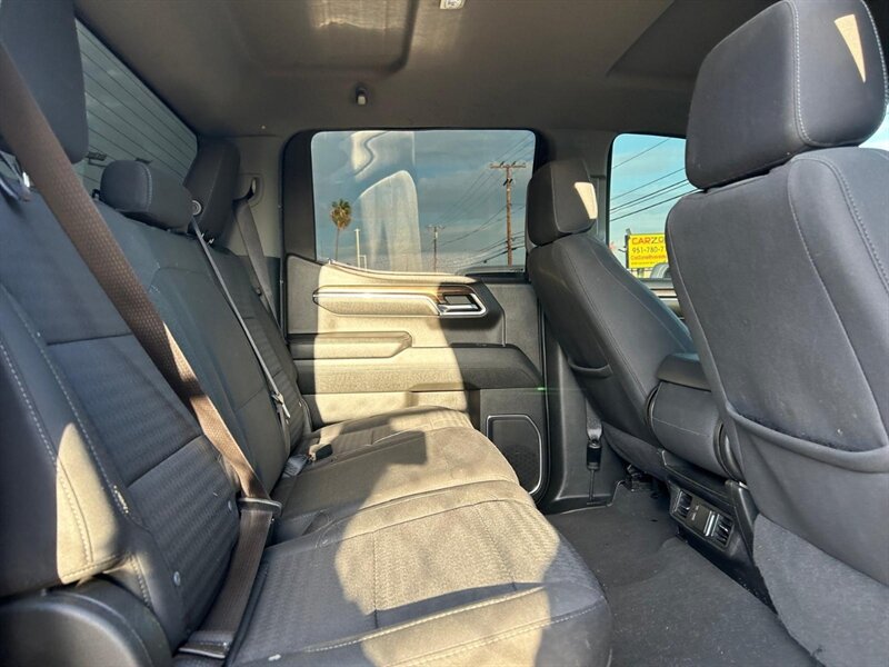 Used 2023 Chevrolet Silverado 1500 LT RWD image 32
