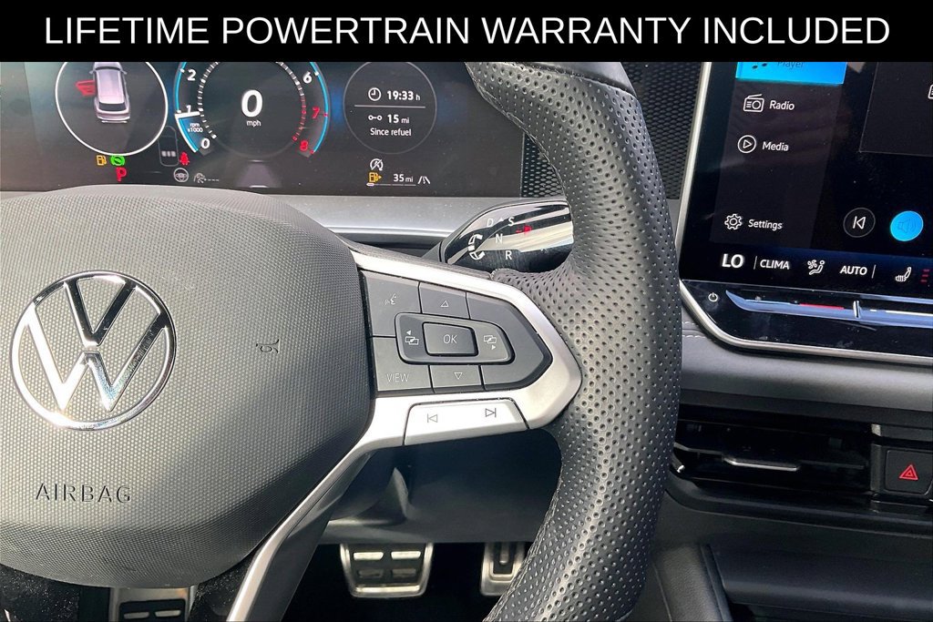 Used 2025 Volkswagen Tiguan SE R-Line AWD/4WD image 17