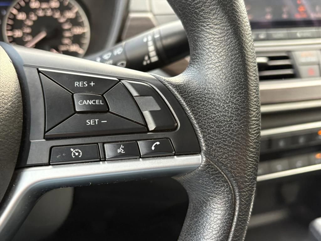 Used 2023 Nissan Altima 2.5 SV image 16