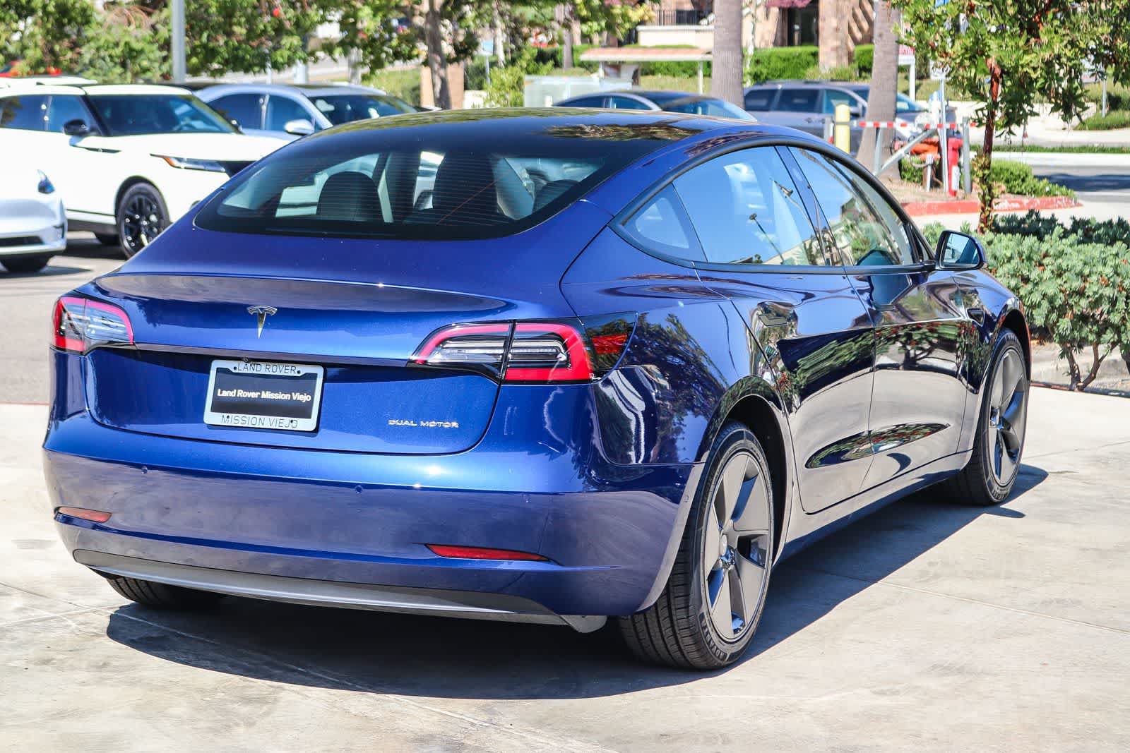 Used 2022 Tesla Model 3 Long Range AWD/4WD image 6