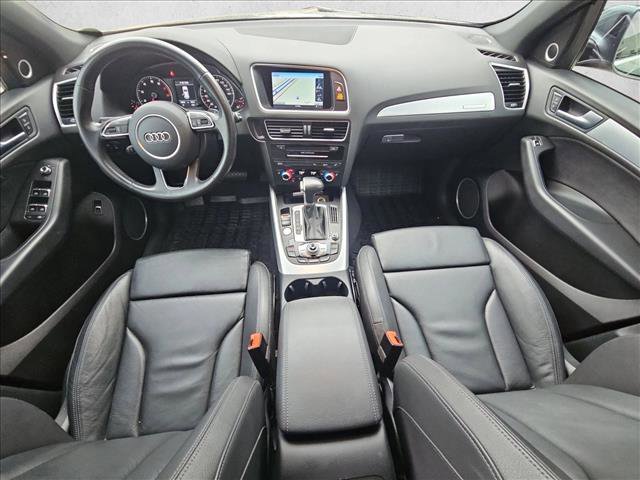 Used 2017 Audi Q5 2.0T Premium Plus w/ Technology Package image 16