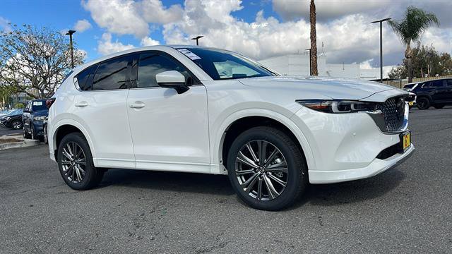New 2025 MAZDA CX-5 Signature