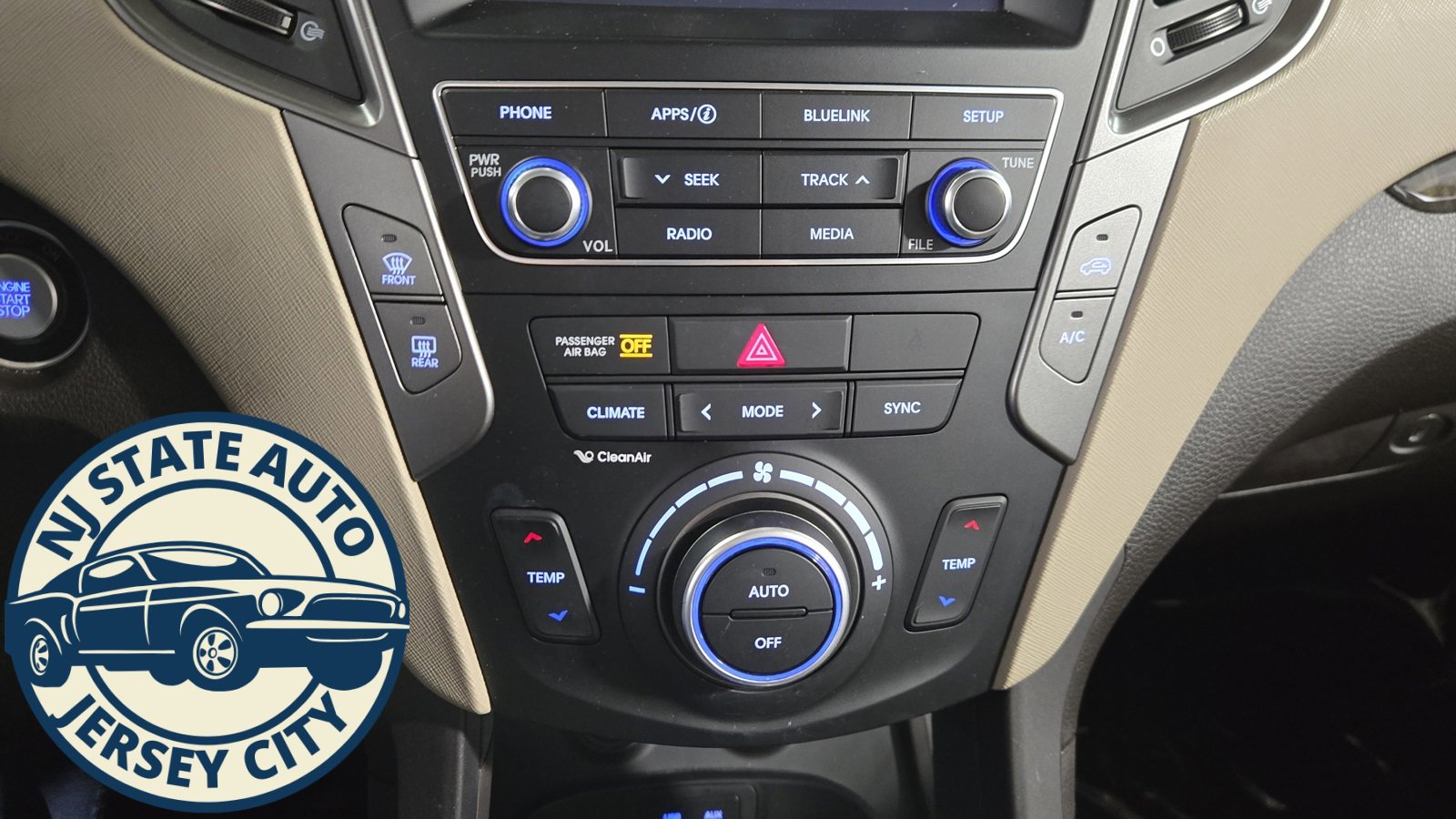 Used 2017 Hyundai Santa Fe Sport 2.0T image 14