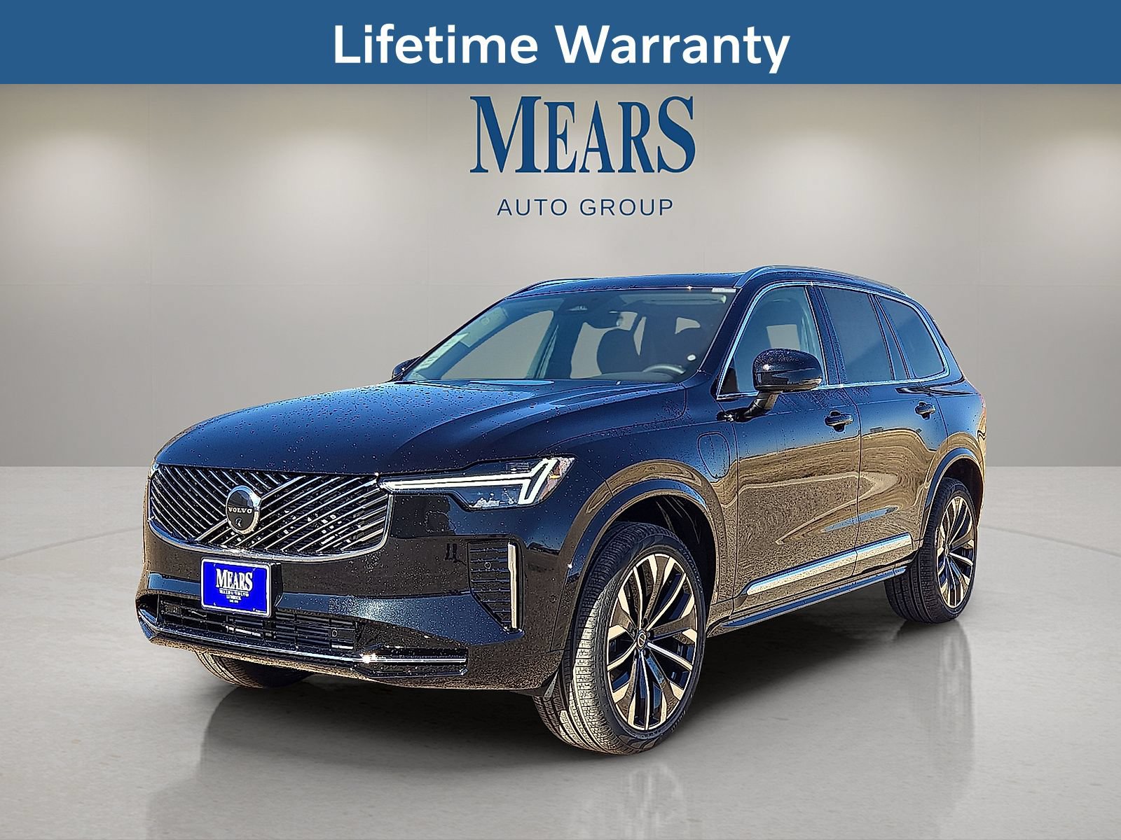 New 2026 Volvo XC90 T8 Plus w/ Protection Package Premier