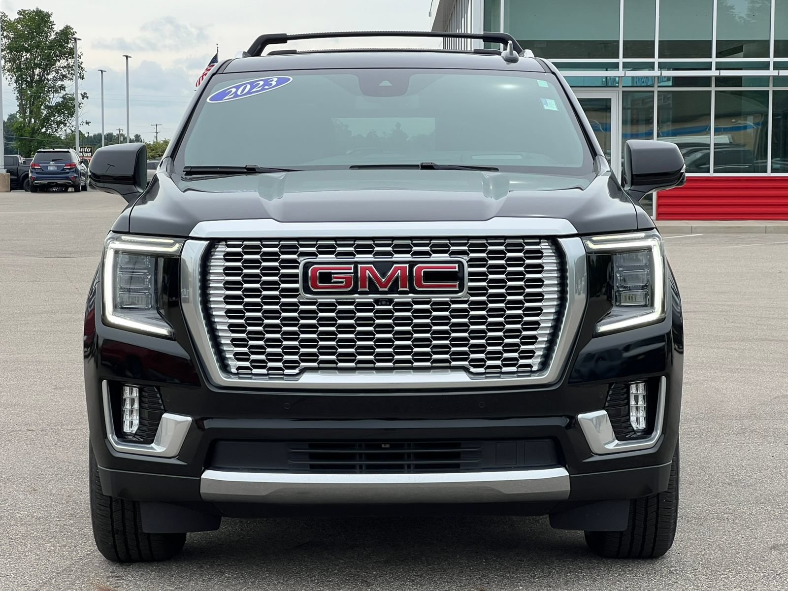 Used 2023 GMC Yukon XL Denali AWD/4WD image 56