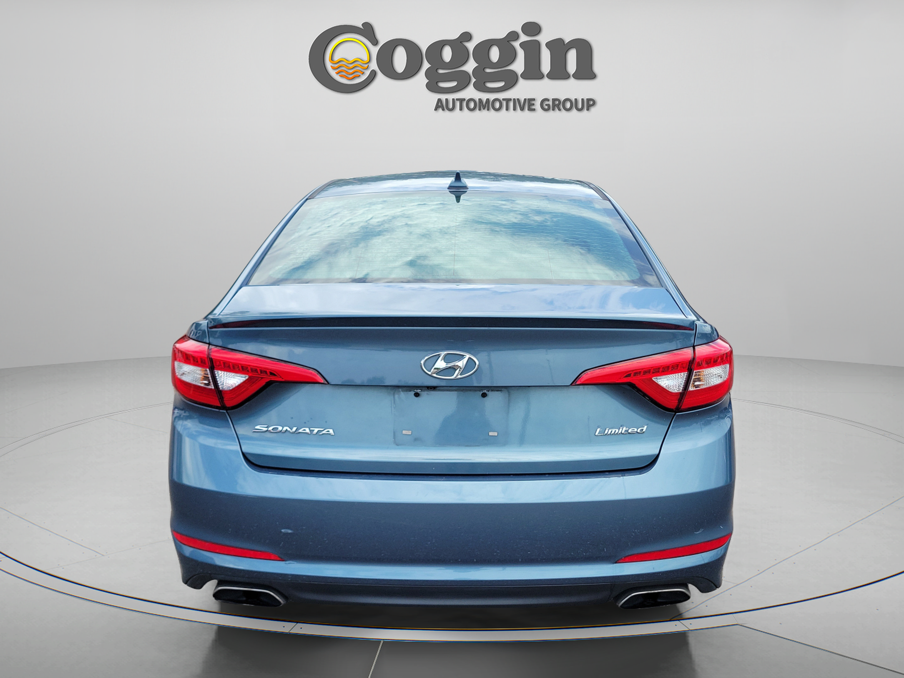 Used 2017 Hyundai Sonata Limited w/ Tech Package 03 FWD image 4