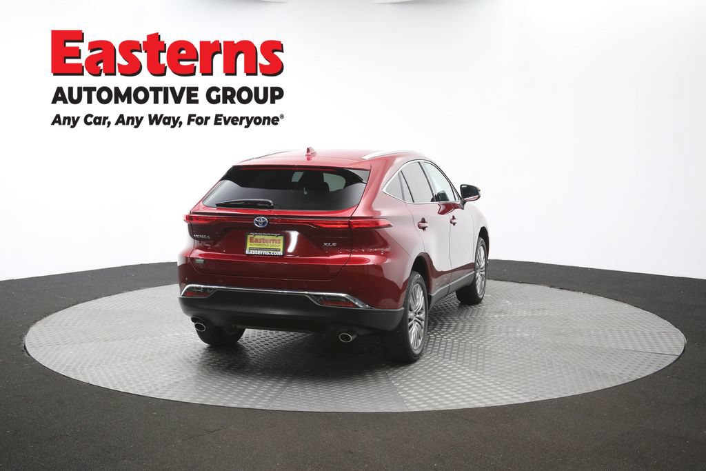 Used 2024 Toyota Venza LE AWD/4WD image 40