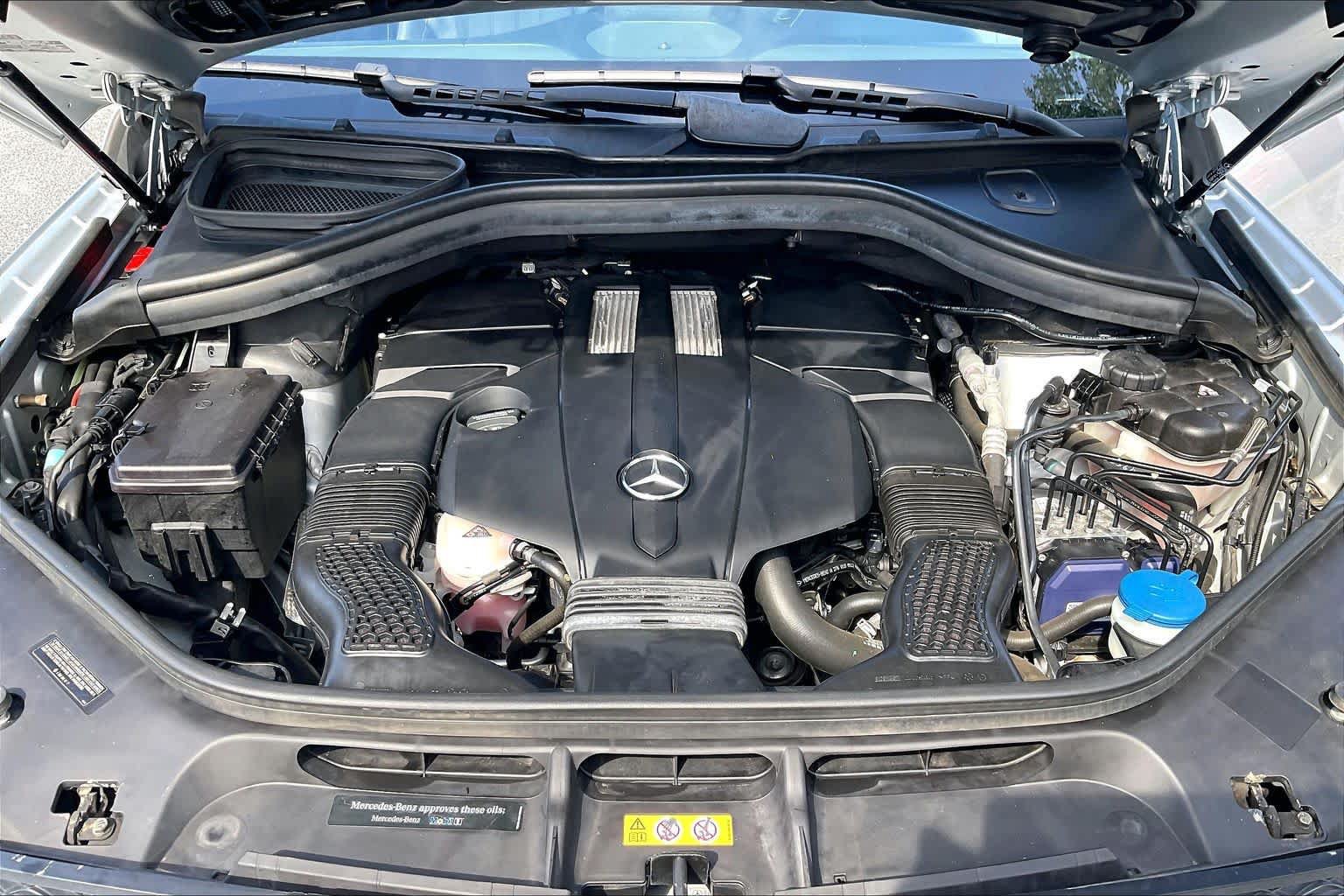 Used 2017 Mercedes-Benz GLS 450 4MATIC image 34