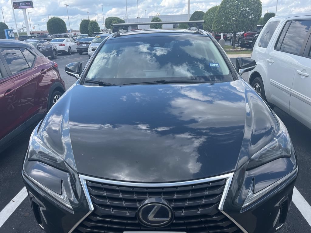 Used 2018 Lexus NX 300h AWD w/ Premium Package image 2
