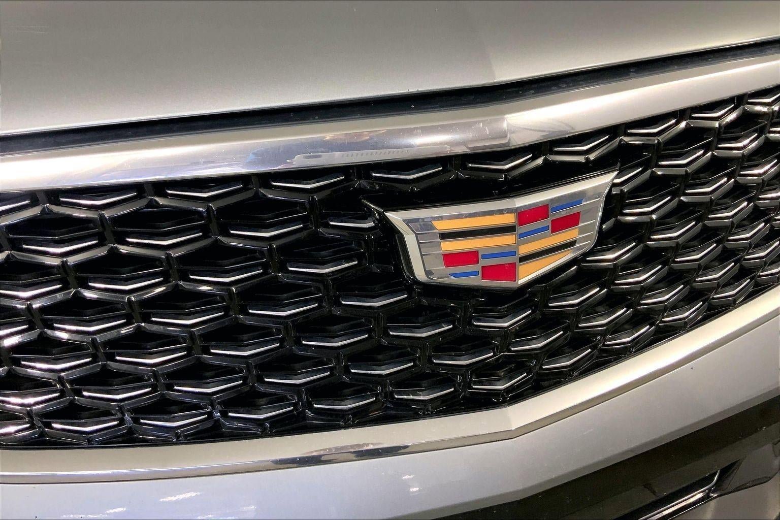Used 2024 Cadillac XT4 Premium Luxury image 28