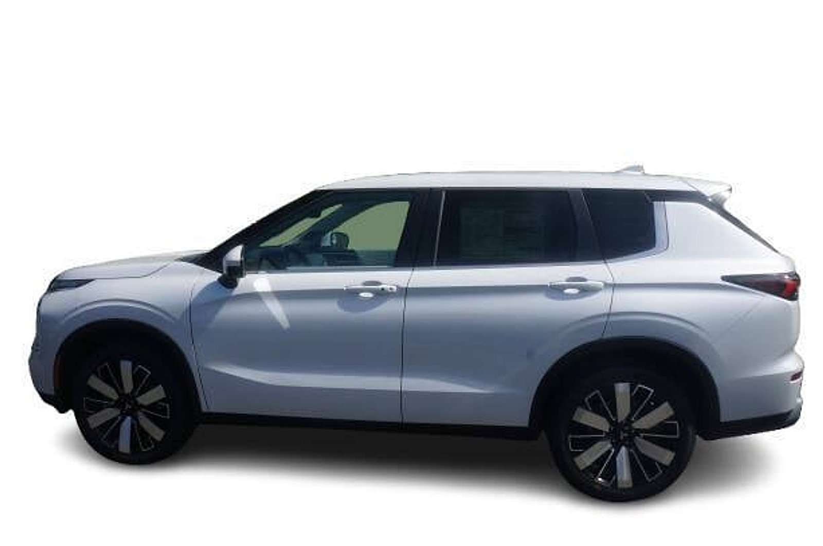 New 2025 Mitsubishi Outlander SE image 2