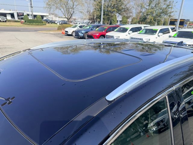 Used 2023 Buick Enclave Avenir w/ Trailering Package, 5000 lbs. image 10