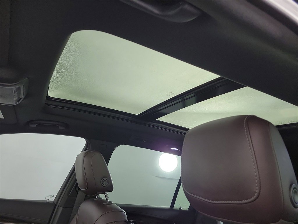 Used 2021 Cadillac XT6 Premium Luxury image 17