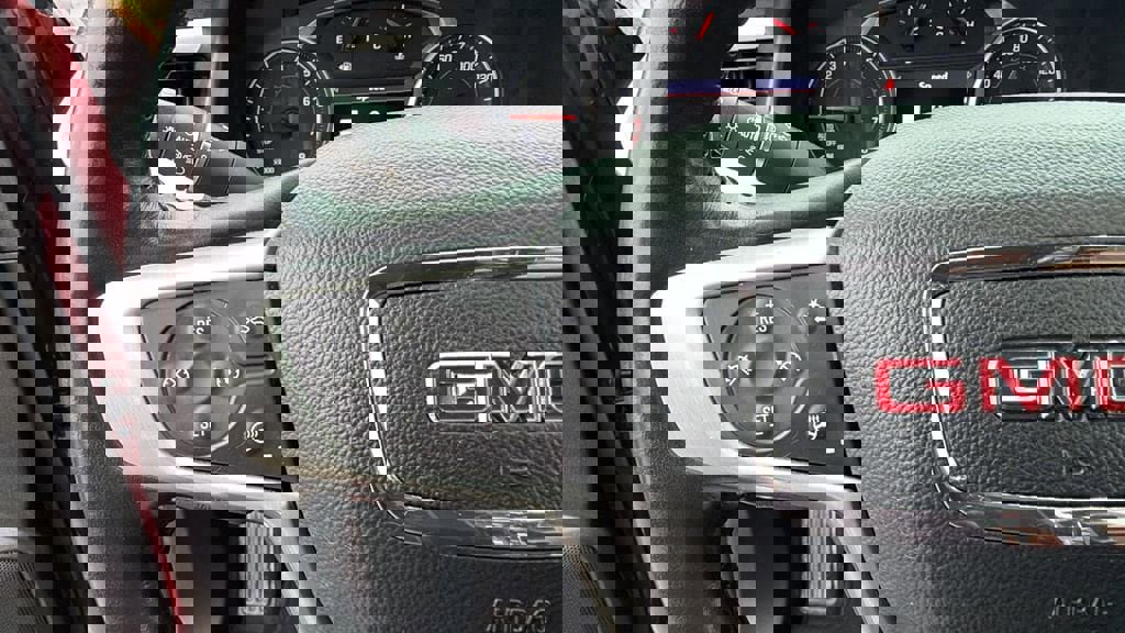 Used 2021 GMC Acadia SLT w/ Preferred Package image 26