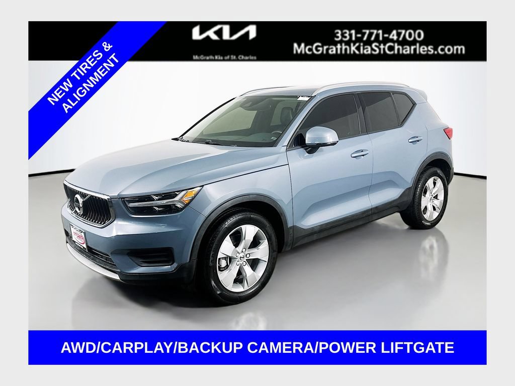 Used 2020 Volvo XC40 T5 Momentum