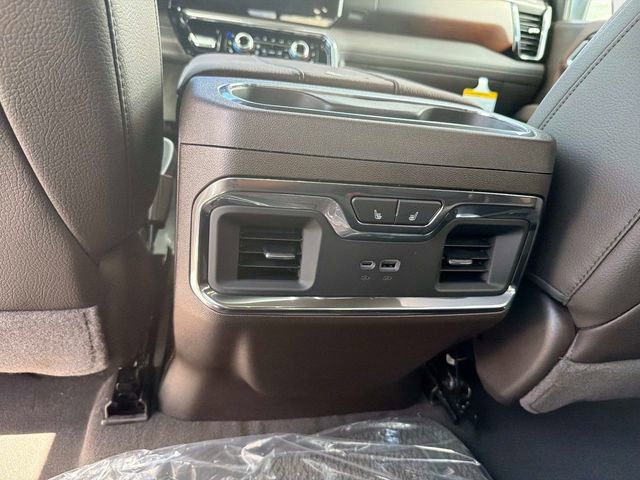 New 2026 GMC Sierra 1500 Denali w/ Denali Reserve Package image 16