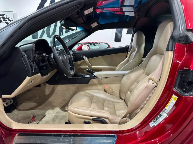 Used 2009 Chevrolet Corvette Coupe w/ Preferred Equipment Group RWD image 9