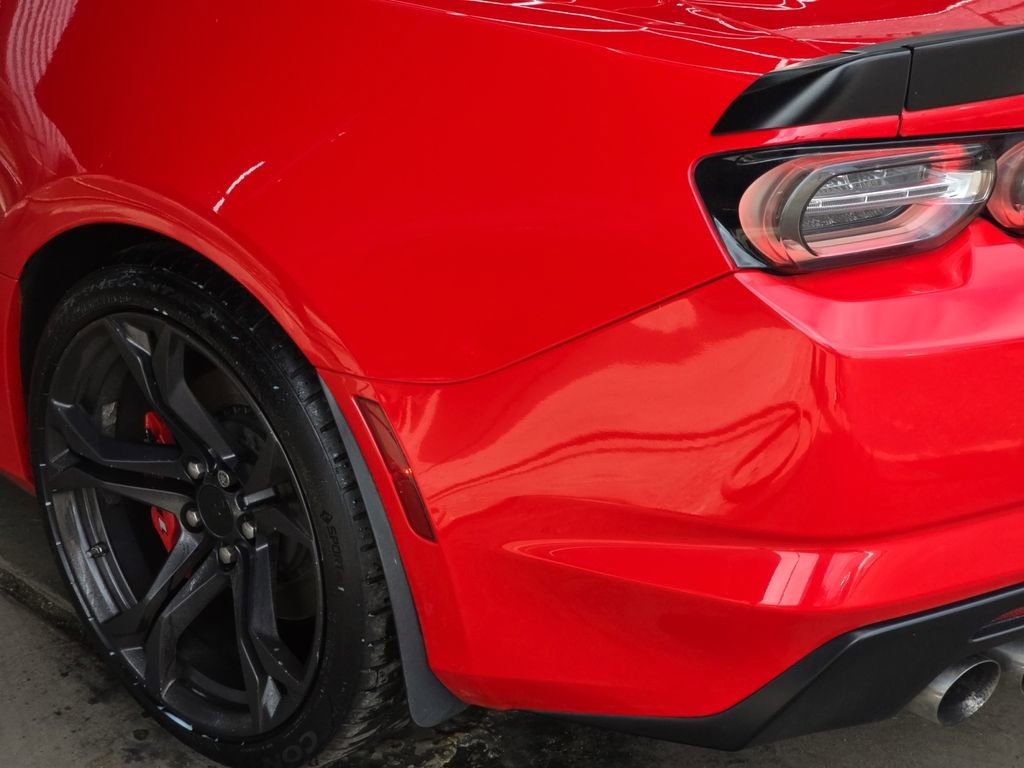 Used 2019 Chevrolet Camaro SS image 32