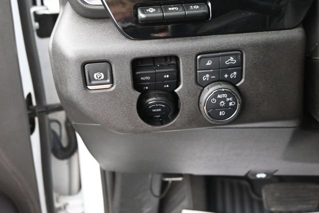 Used 2025 Chevrolet Silverado 2500 LTZ w/ LTZ Premium Package AWD/4WD image 34