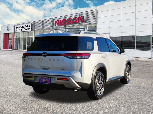 Certified 2025 Nissan Pathfinder SL image 7