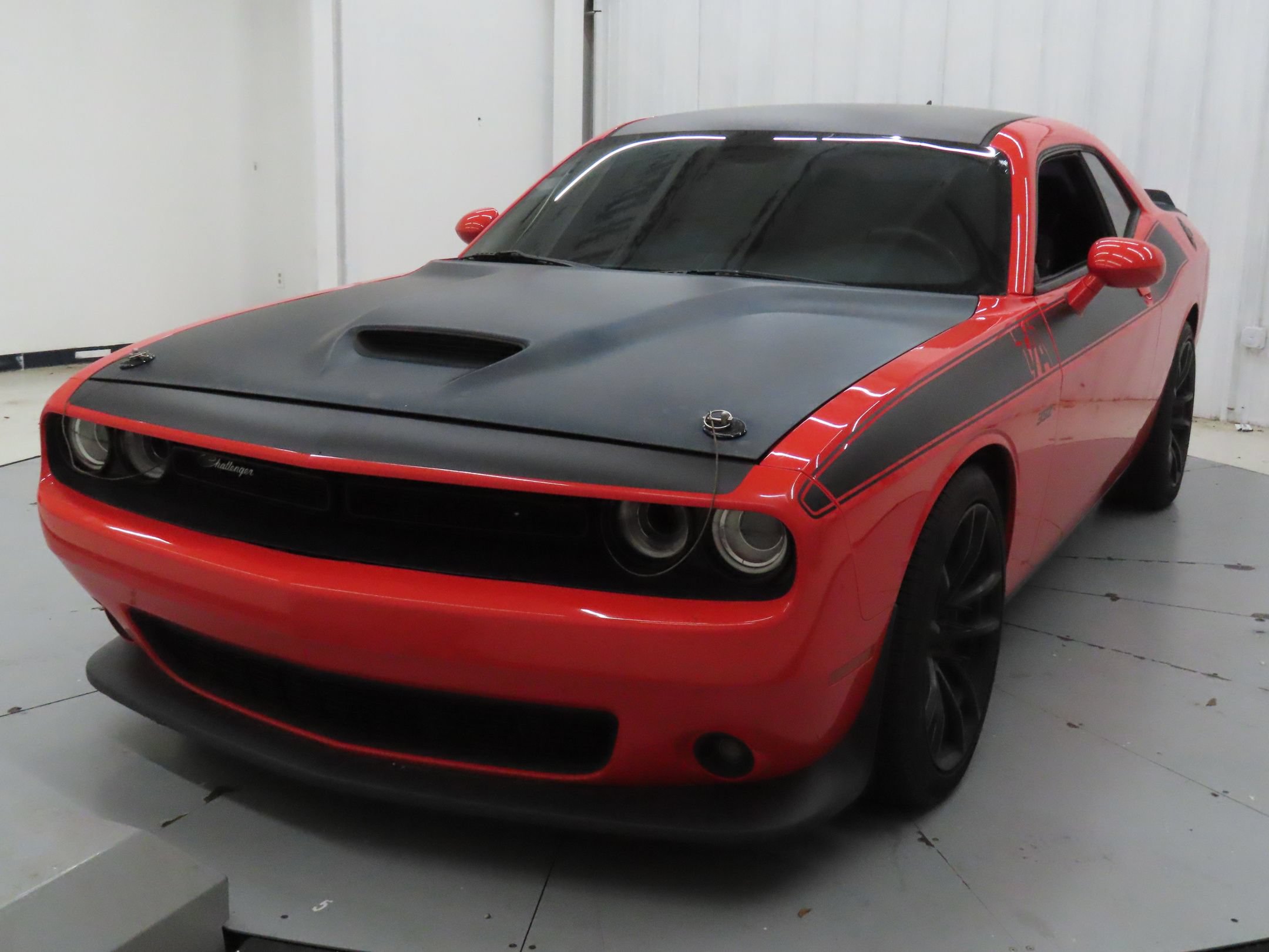 Used 2018 Dodge Challenger T/A RWD image 8