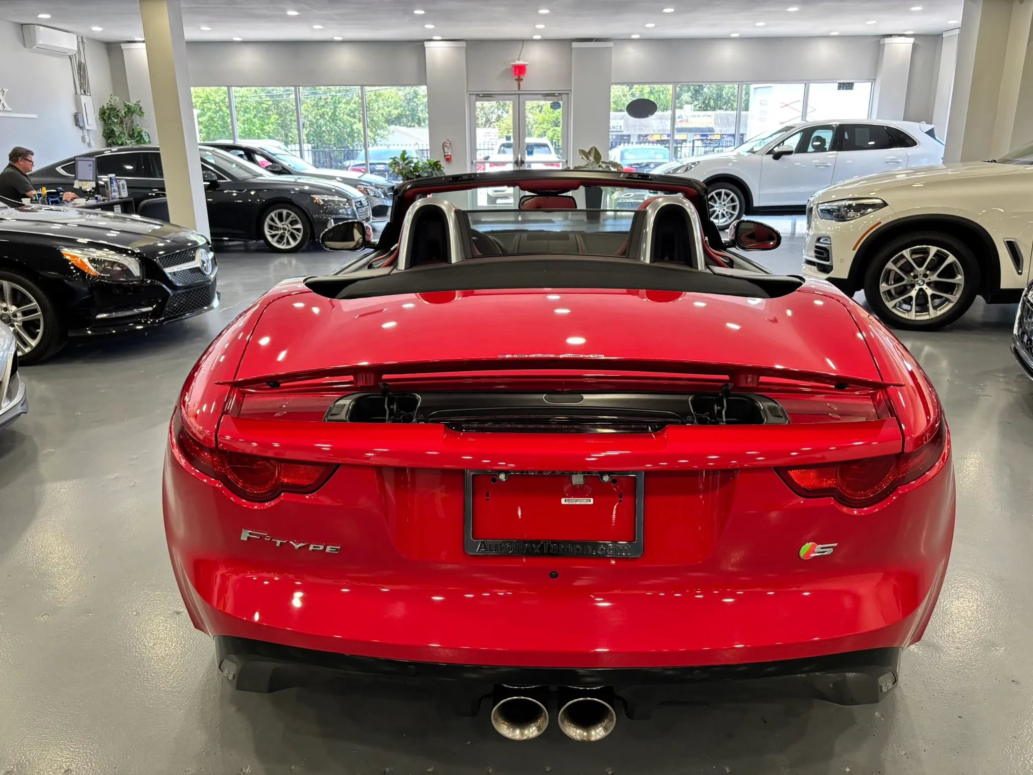 Used 2014 Jaguar F-TYPE S RWD image 42