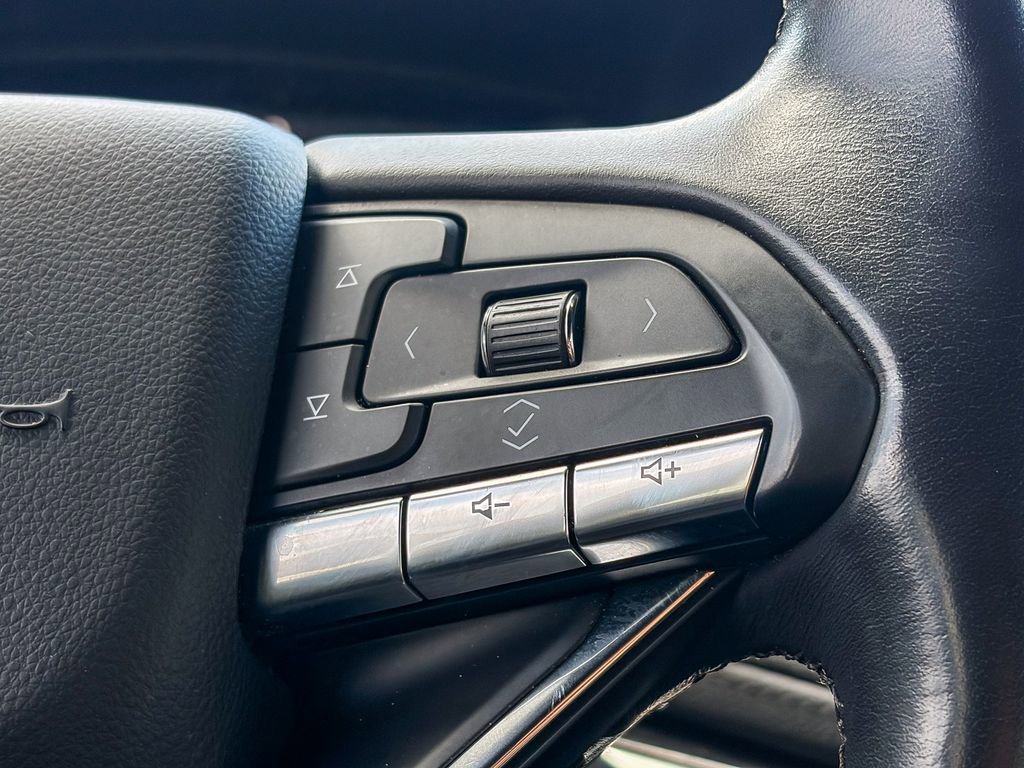 Used 2023 Cadillac XT6 Luxury FWD image 20