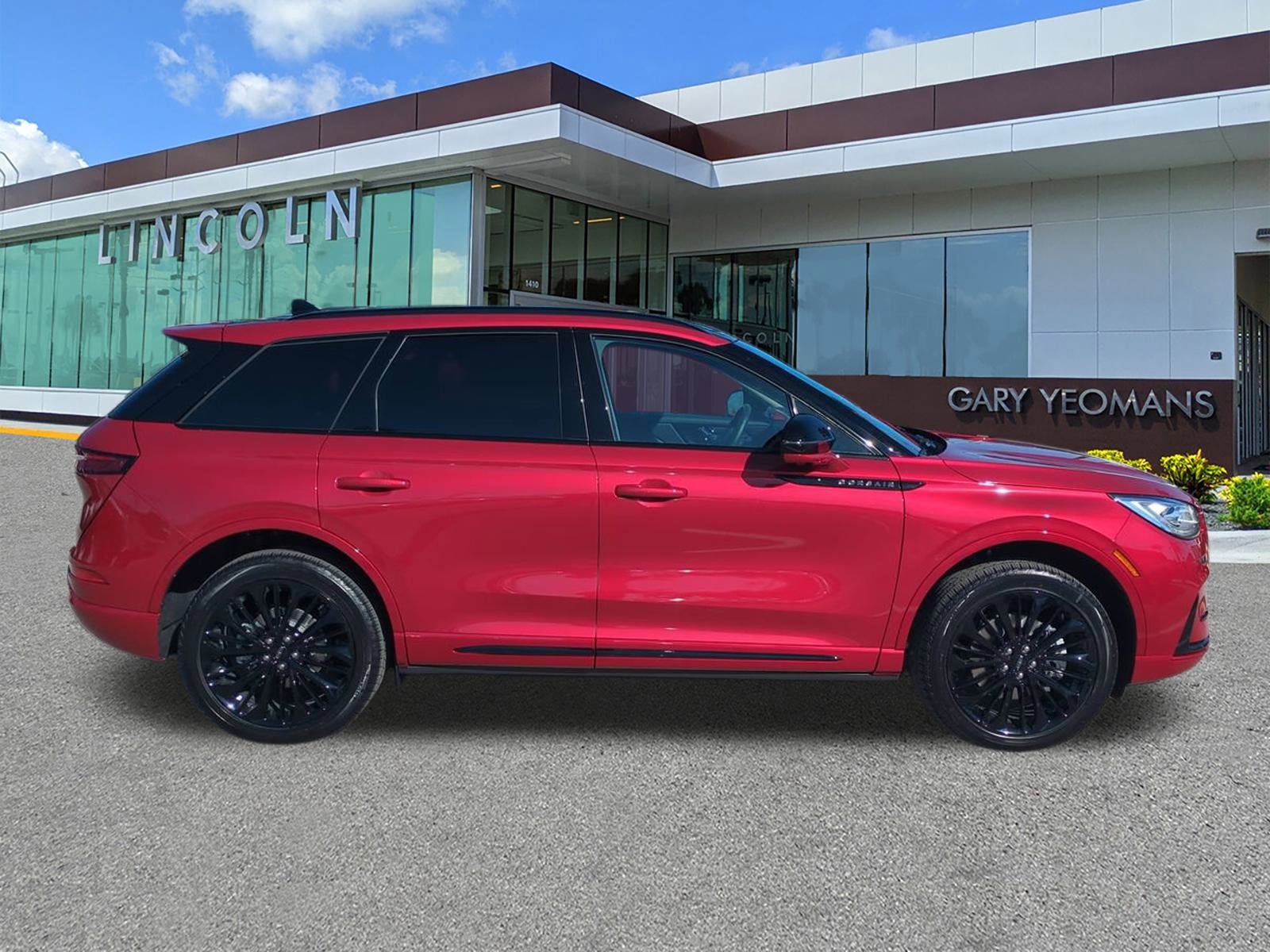 New 2026 Lincoln Corsair Grand Touring image 3