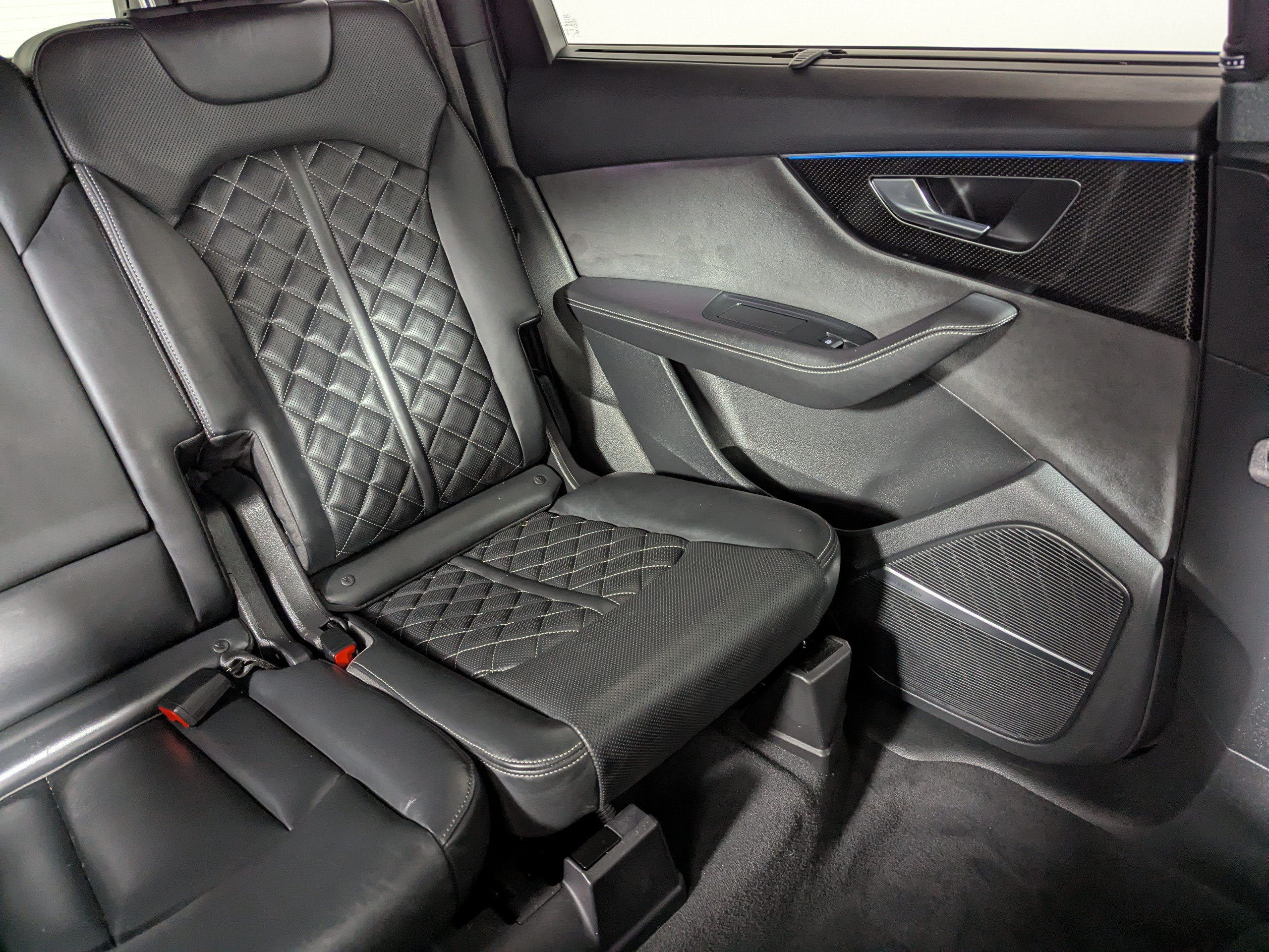Used 2023 Audi SQ7 Premium Plus w/ Executive Package AWD/4WD image 14