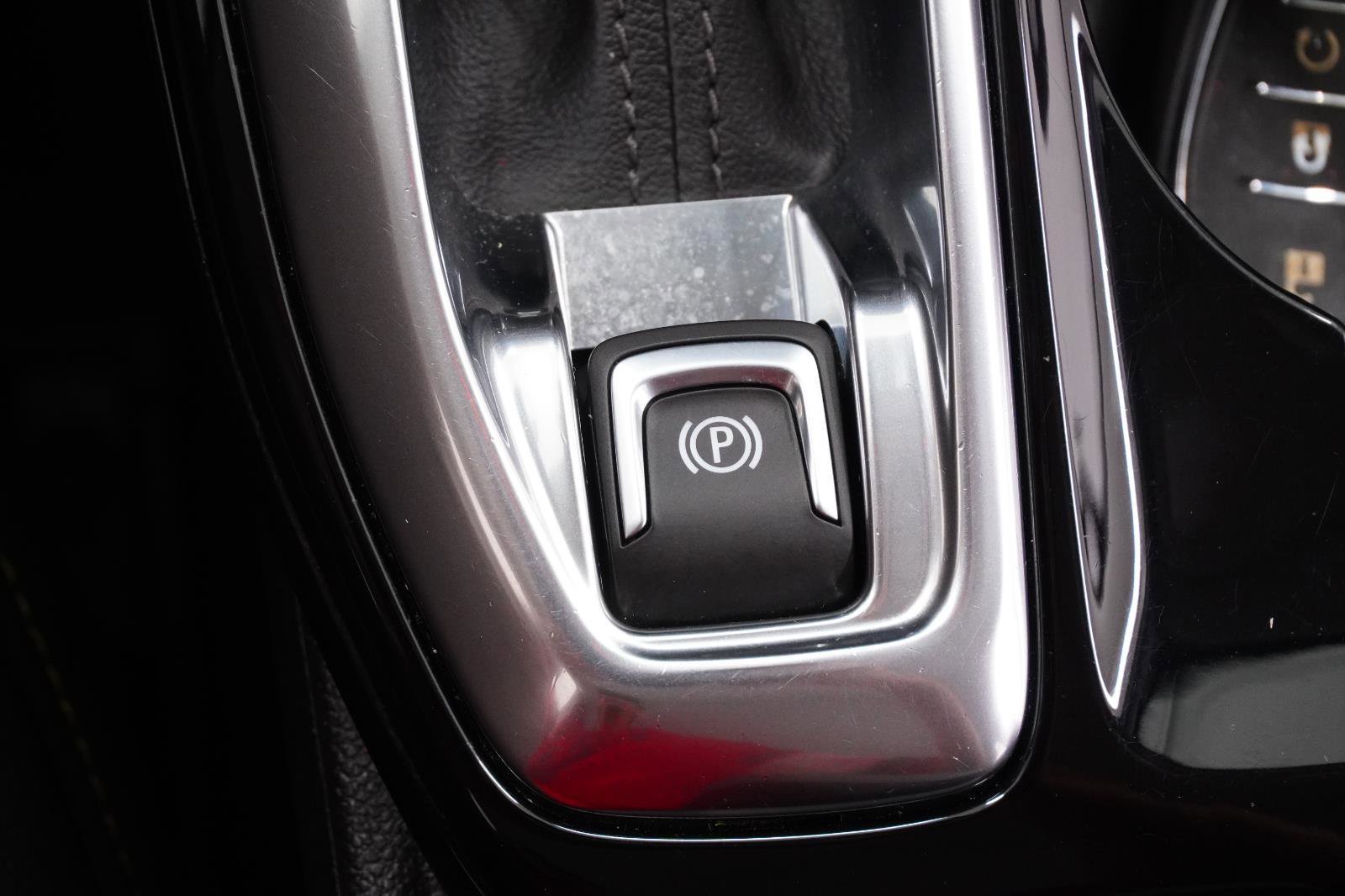 Used 2025 Chevrolet Trax LT w/ Driver Confidence Package image 26