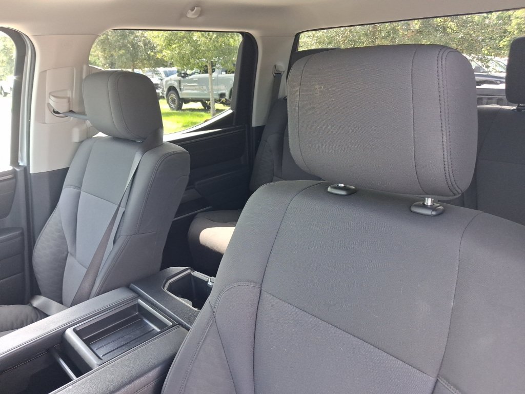 Used 2022 Toyota Tundra SR5 w/ Convenience Package RWD image 10
