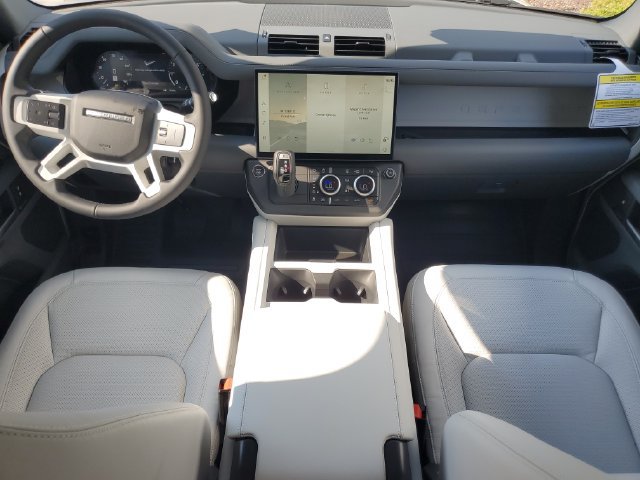 New 2026 Land Rover Defender 110 X-Dynamic SE AWD/4WD image 12