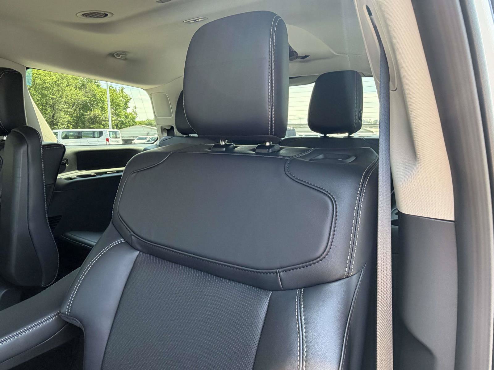 New 2026 Ford Expedition Platinum w/ Driver's Package AWD/4WD image 27