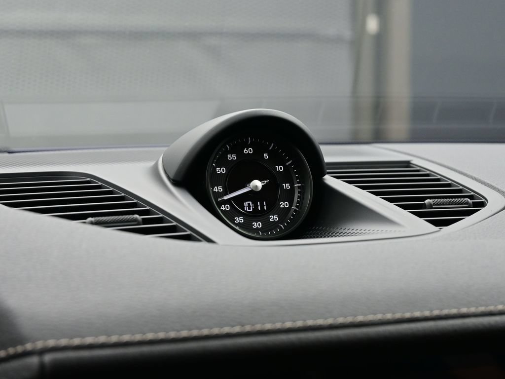 Certified 2026 Porsche Panamera 4 AWD/4WD image 11