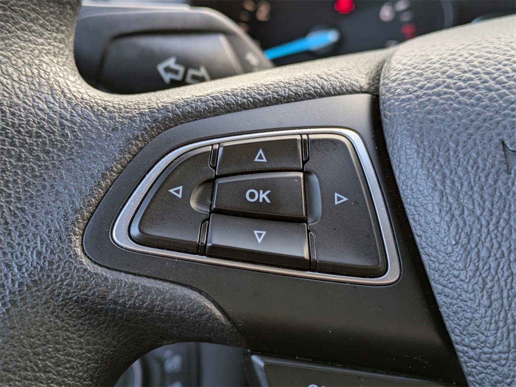 Used 2018 Ford Escape SE image 32