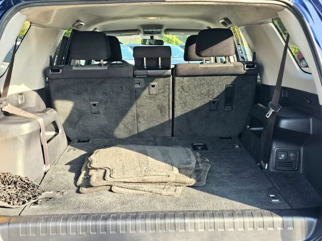 Used 2019 Toyota 4Runner SR5 AWD/4WD image 10