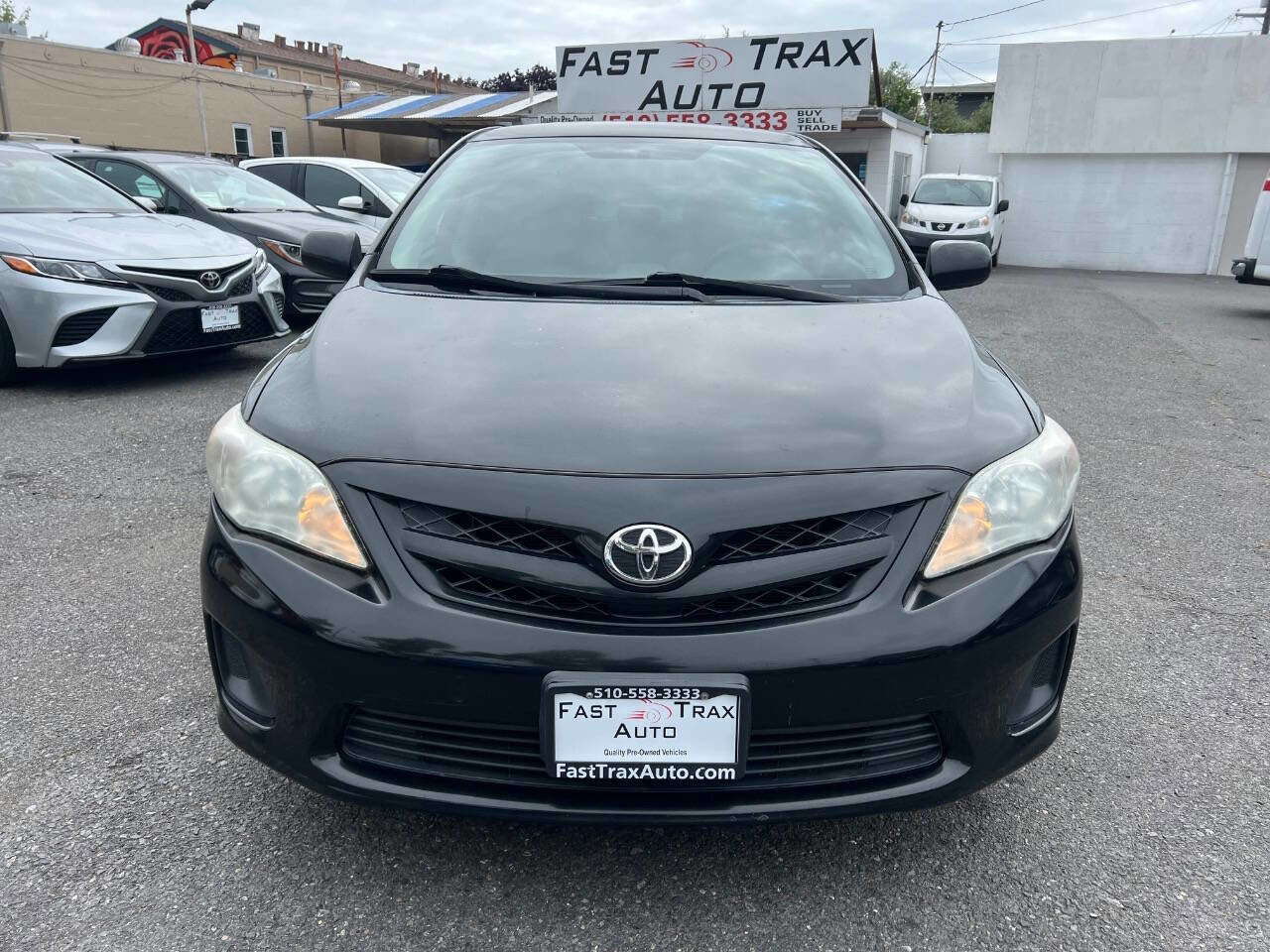 Used 2012 Toyota Corolla LE FWD image 5