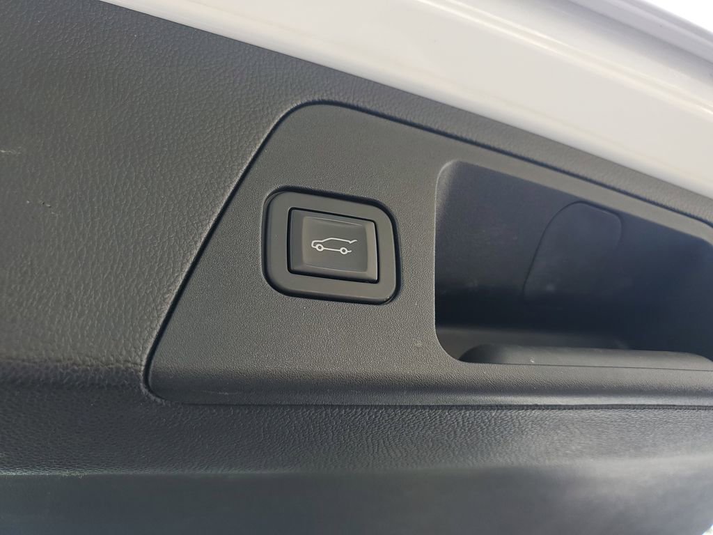 Used 2019 Buick Envision Essence image 26