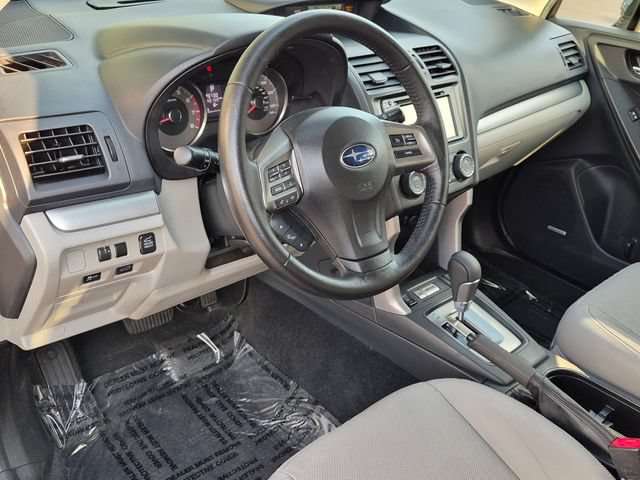 Used 2015 Subaru Forester 2.5i Limited AWD/4WD image 16