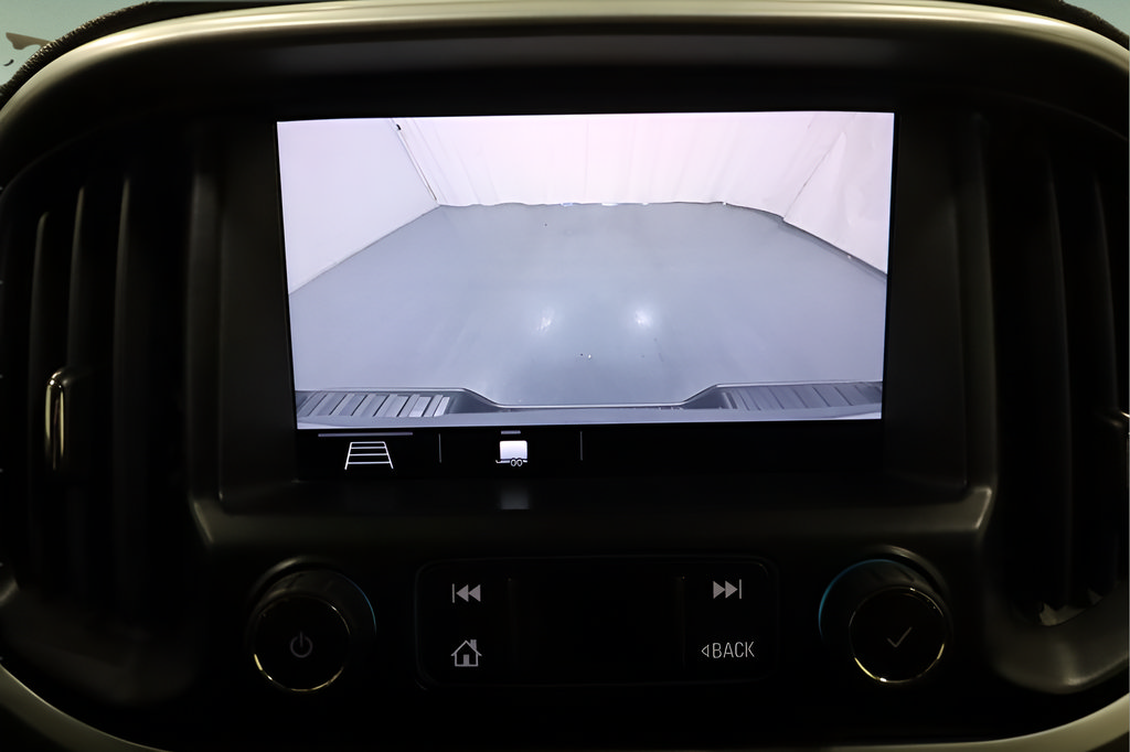 Used 2020 Chevrolet Colorado LT w/ Safety Package AWD/4WD image 19
