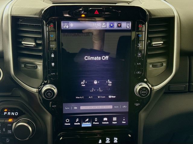 New 2026 RAM 1500 4x4 Crew Cab image 15