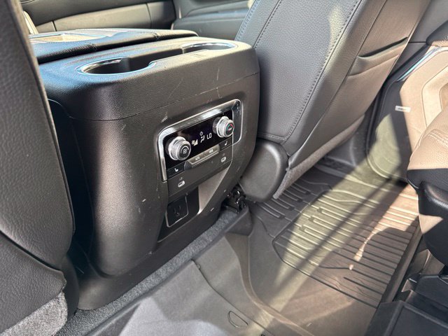 Used 2024 GMC Yukon Denali w/ LPO, Floor Liner Package AWD/4WD image 18