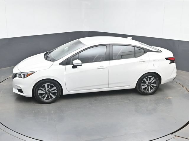 Used 2020 Nissan Versa SV FWD image 30