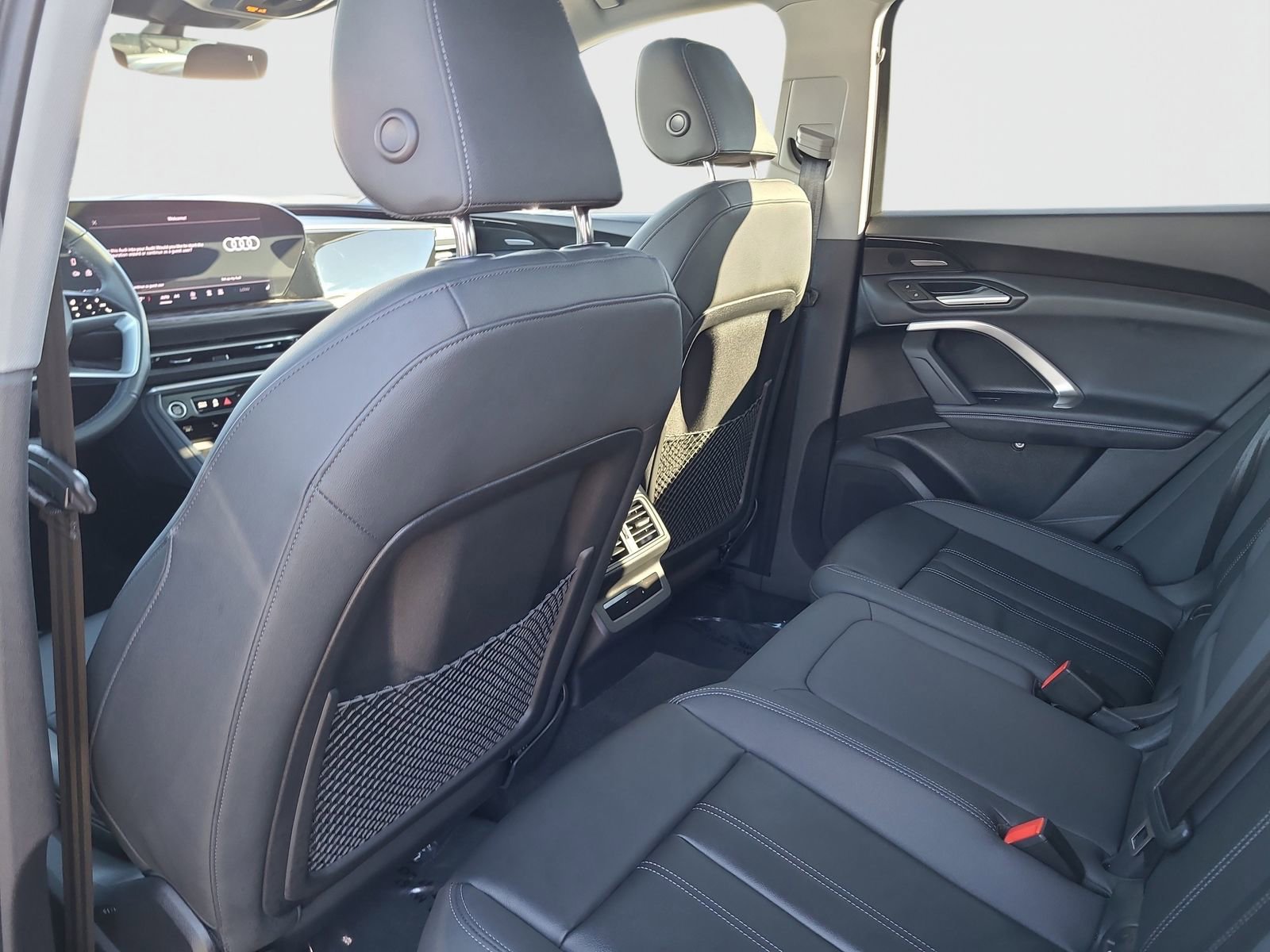 Used 2025 Audi Q5 Premium Plus w/ Premium Plus image 14