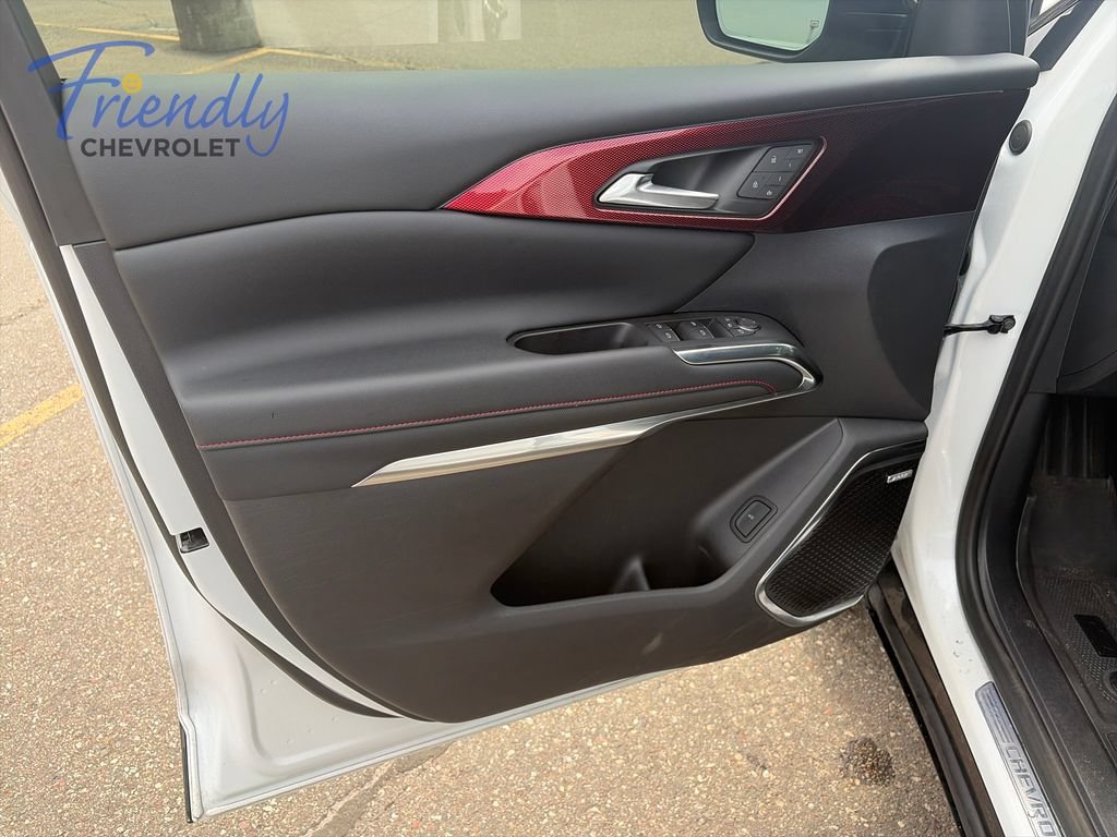 Certified 2024 Chevrolet Traverse RS AWD/4WD image 19